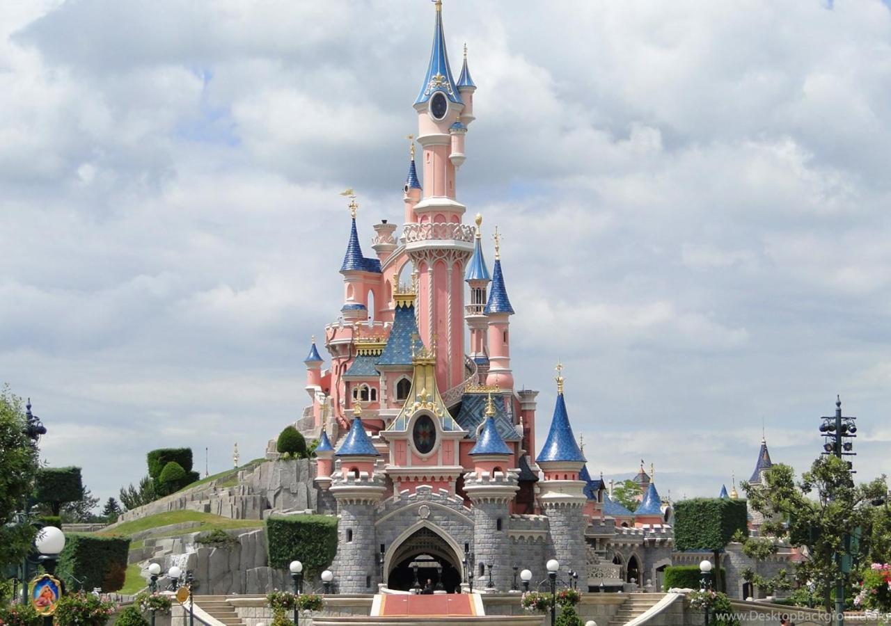 Cosy Cottage, 5 Minutes Disneyland! Holiday home *
